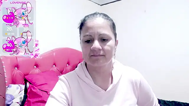 sexy_jhoan88 即時 XXX 聊天