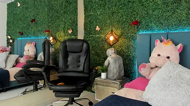 XXX chat uživo modela Linagh_