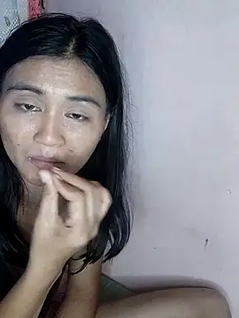 Rayya_4yy 即時 XXX 聊天