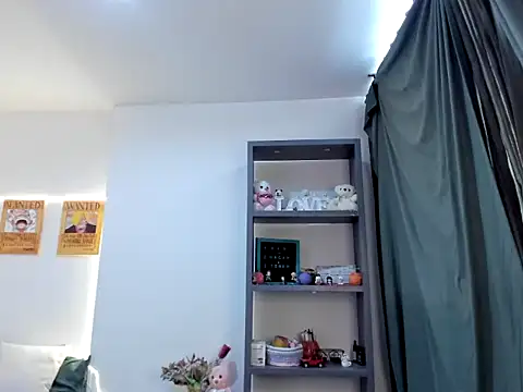 AriaRowenn 即時 XXX 聊天