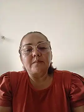 KarinaAlonso Adlı Modelin Canlı XXX Sohbeti