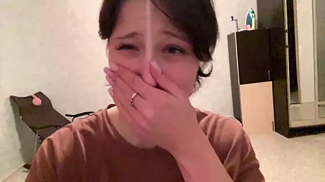 دردشة Emma__me الجنسية المباشرة