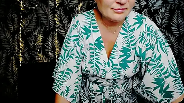 Olivia_playful: онлайн-секс-чат