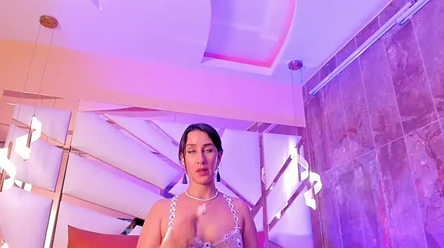 Catalina-Thompson's Live XXX Chat