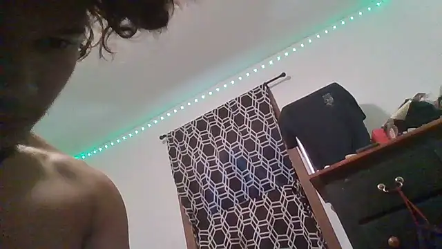XXX chat uživo modela lele516