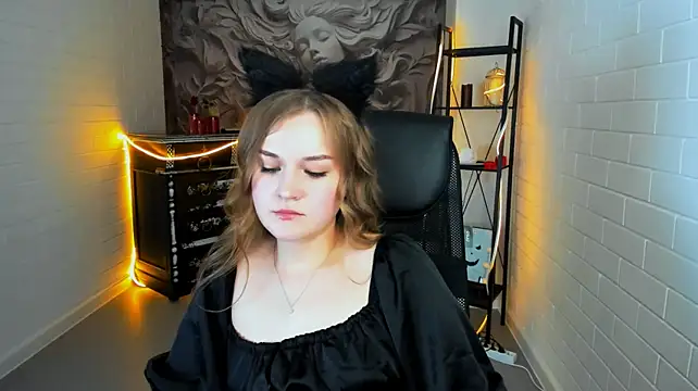 LissaTelor: онлайн-секс-чат