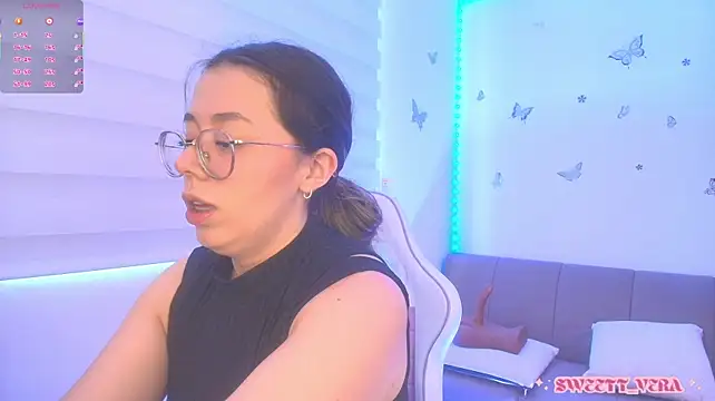 sweettvera Chat XXX live