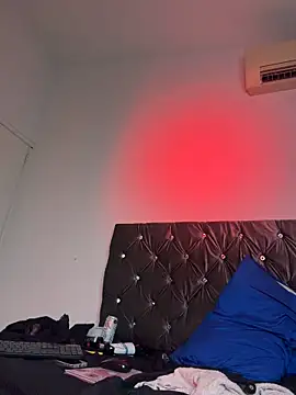 Aliceroys__ – Naživo XXX chat