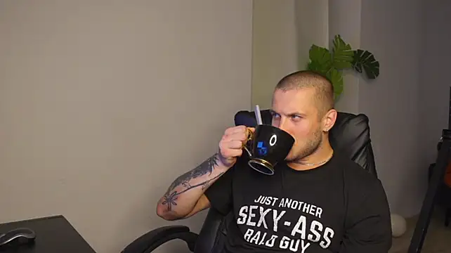 Igor_Wilde: απευθείας συνομιλία ΧΧΧ
