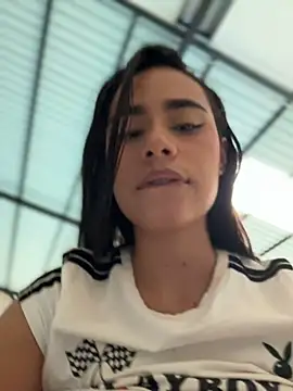 Sara-Castillo: απευθείας συνομιλία ΧΧΧ