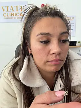LIZ-06_ élő XXX-chatje