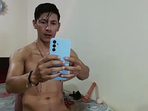 maxstrongboy: απευθείας συνομιλία ΧΧΧ