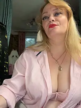 Chat +18 de Sweet-blonde ao vivo