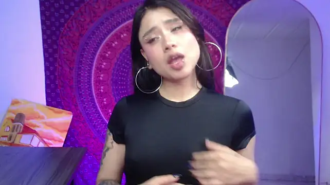 Chat +18 de valkyrie_moon ao vivo