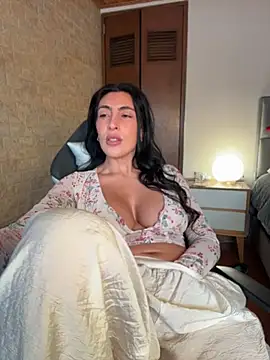 CorinVeil Chat XXX live