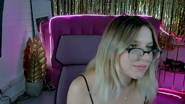 LeslieBloom Chat XXX live