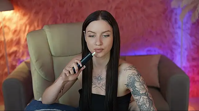 AlexaFleur 即時 XXX 聊天
