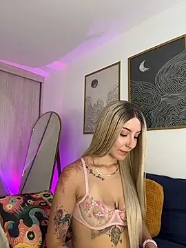 Chat +18 de alesziarose_ ao vivo