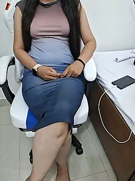 sushmita0 即時 XXX 聊天