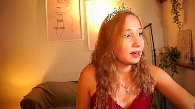 Enchantyy 即時 XXX 聊天