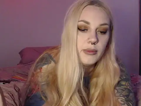 Wicked-hex live XXX chat