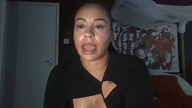 AriesBaddiee_'s Live XXX Chat