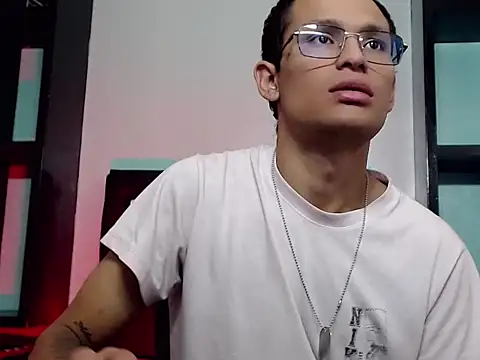 dimon_maelのライブXXXチャット