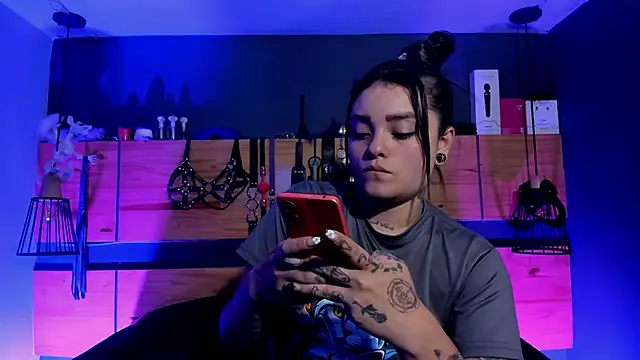Chloe_Killua – Naživo XXX chat