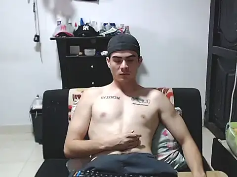Zac_Efront Live XXX Chat