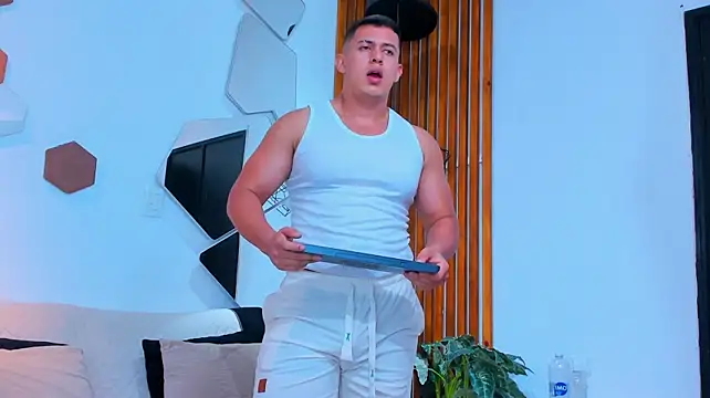 RomanCroft live XXX chat