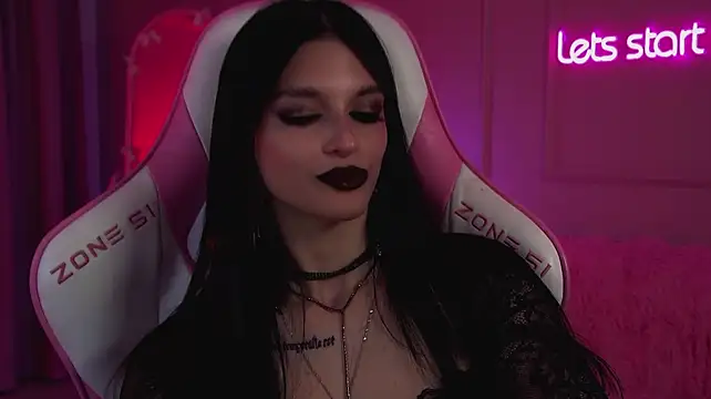 BeverlyMost's Live XXX Chat