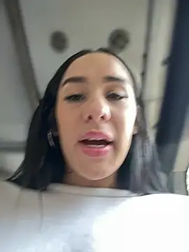 __IRIS__'s Live XXX Chat