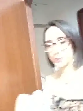 levana1 Adlı Modelin Canlı XXX Sohbeti