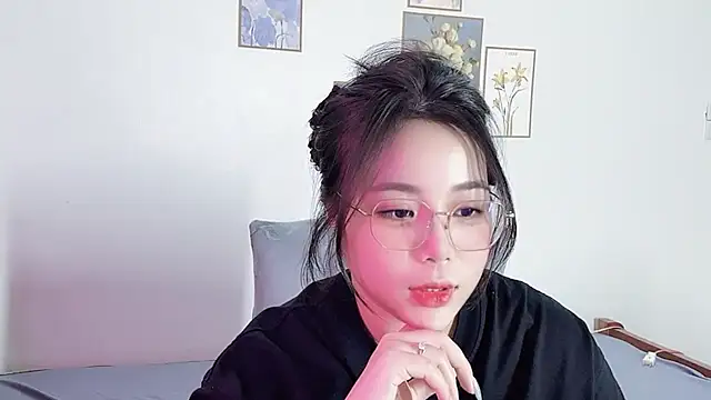 _Mia_Chubby Chat XXX in diretta