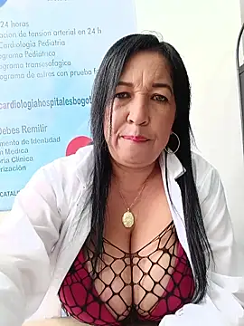 Catalina--14's Live XXX Chat