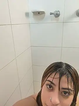 Chat +18 de amy_nicolee ao vivo