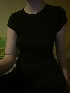 KittieCreme live XXX chat