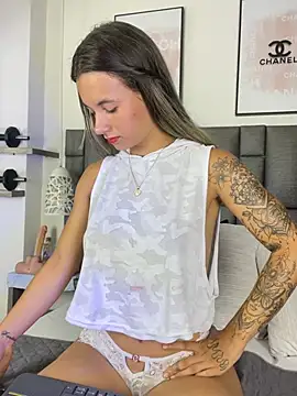 XXX chat uživo modela JuliaColemann