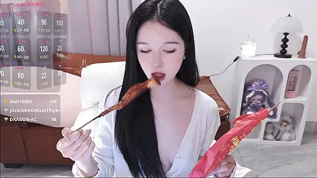 enya- 即時 XXX 聊天