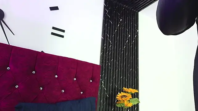 LiliMilk_21のライブXXXチャット