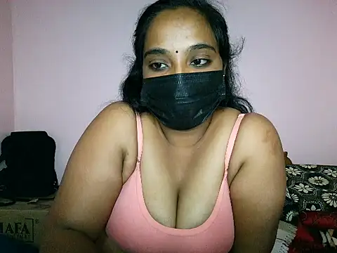 Mathi_cam Chat XXX in diretta