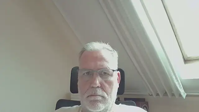 Chat +18 de subbear1968 ao vivo