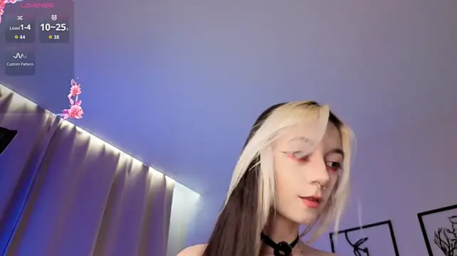 TristaRohtn Live XXX chat