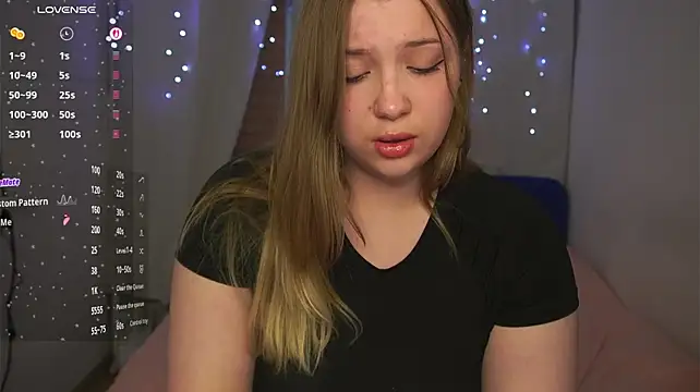 CuteSharloti – Naživo XXX chat