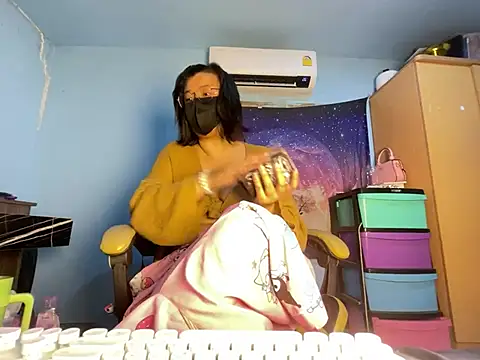 Chat +18 de ningyiyi13 ao vivo
