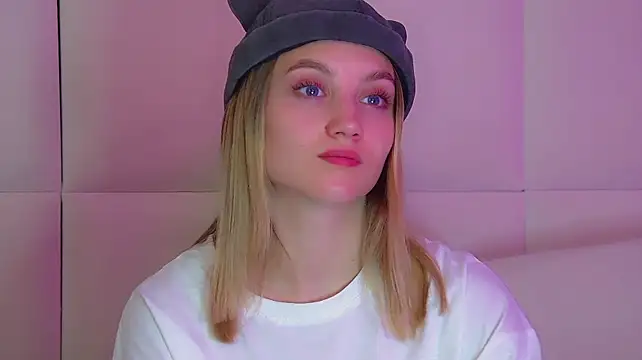 StacyEvances élő XXX-chatje