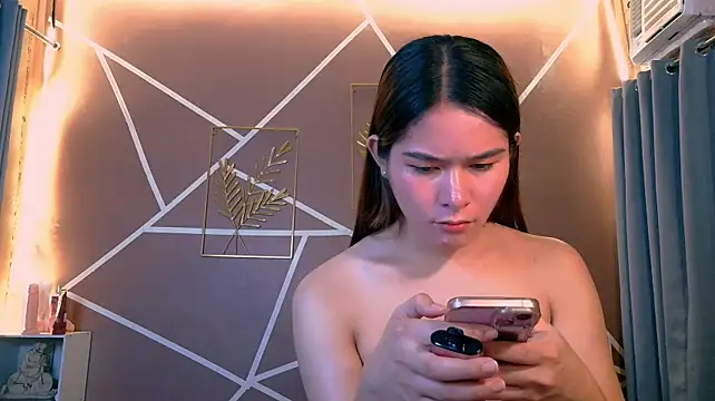 Mimi_Mckinley Obrolan Langsung XXX