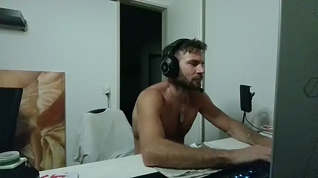 Chat +18 de alpha-hunk ao vivo