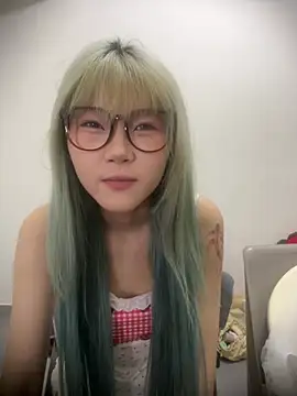 Rocket-Girl Live XXX Chat