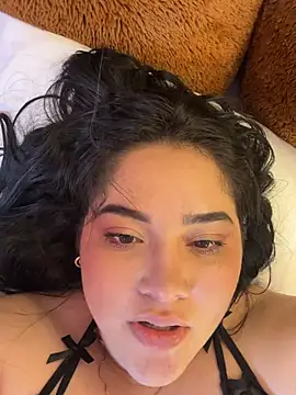 Chat +18 de VictoriaRebel ao vivo